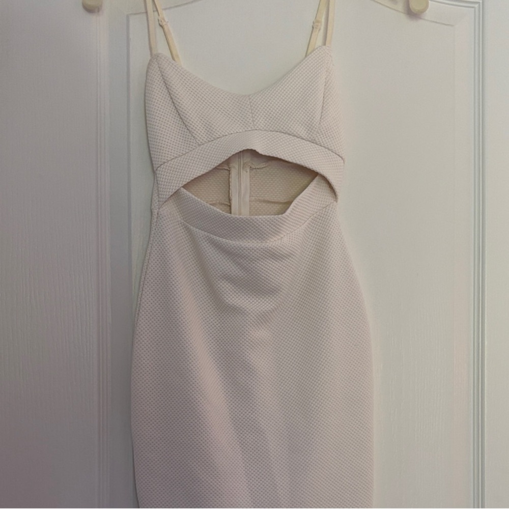 ASOS Petite Elegant Cream Sleeveless Dress 00